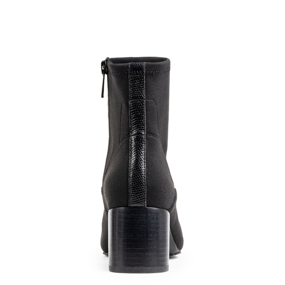 Donald Pliner- GAIGED- Black Crepe Chelsea Style Boots with Lizard Accent W sz 7